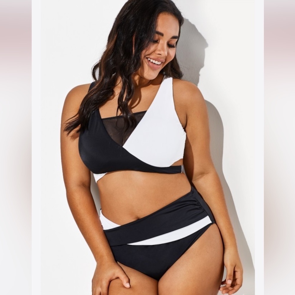 3X Colorblock Stylish Women Wrap Swimsuits Bikini Set Black & White